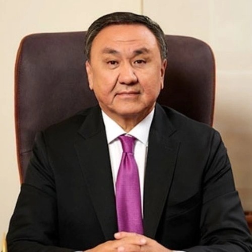 Kubanychbek Omuraliev